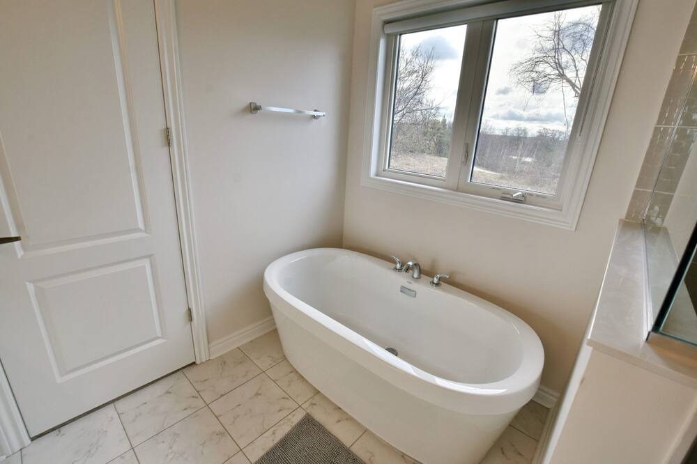 Photo of Bathroom in Collingwood