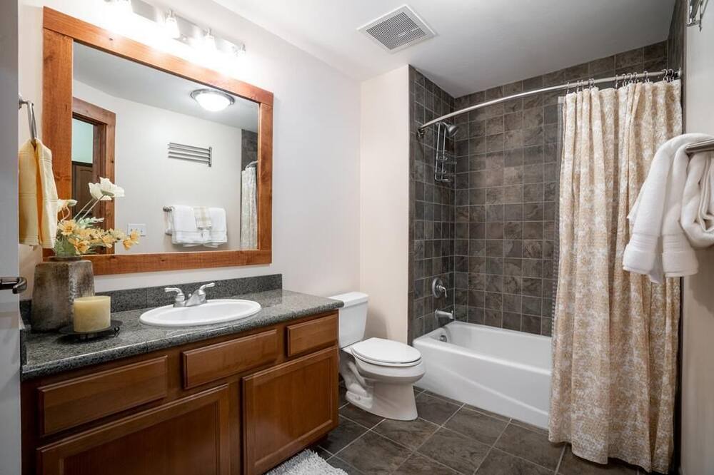 Photo of Bathroom in Manhattan