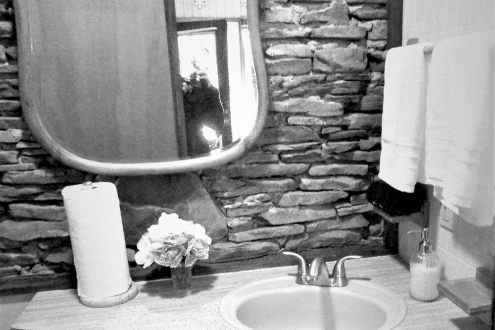 Photo of Bathroom in Union Dale