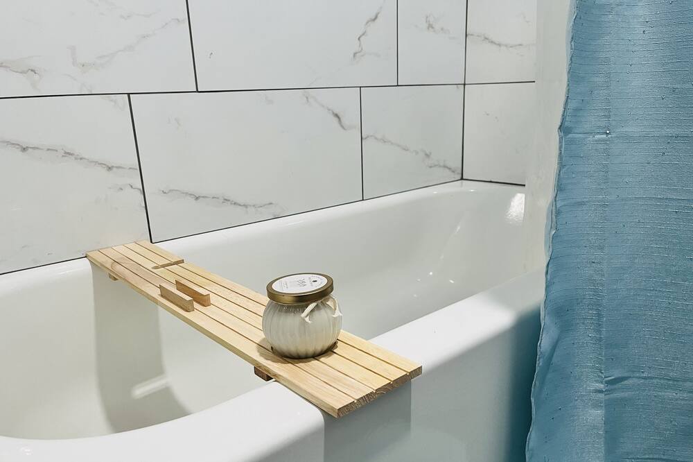 Photo of Bathroom in Spring