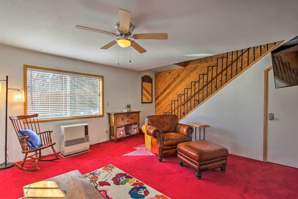 Photo of Bedroom in Klamath Falls