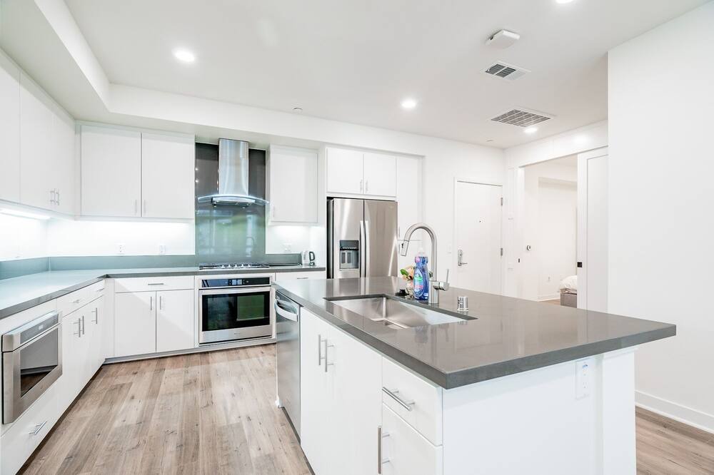 Photo of Kitchen in Airport Area