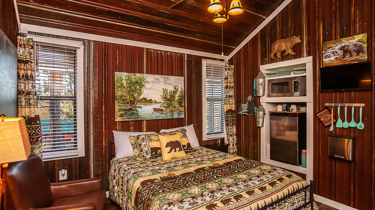 Photo of Others in Benton