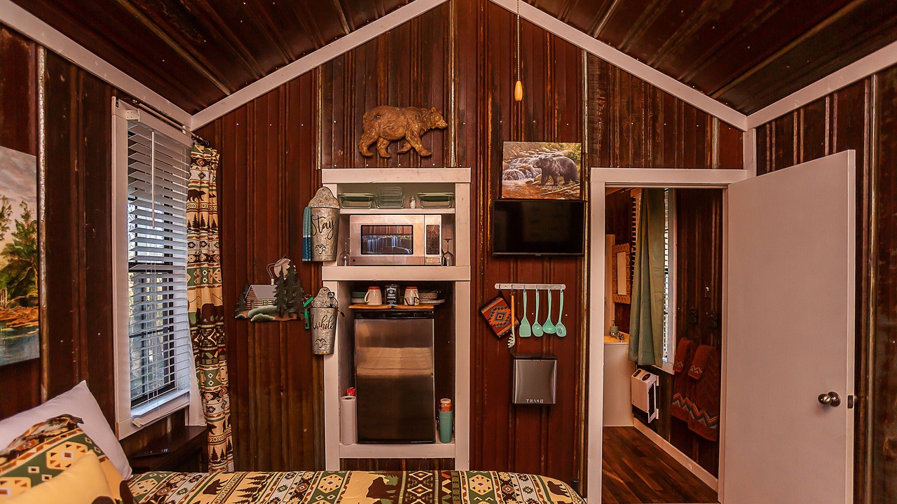 Photo of Others in Benton