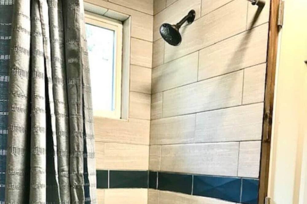 Photo of Bathroom in Quinlan