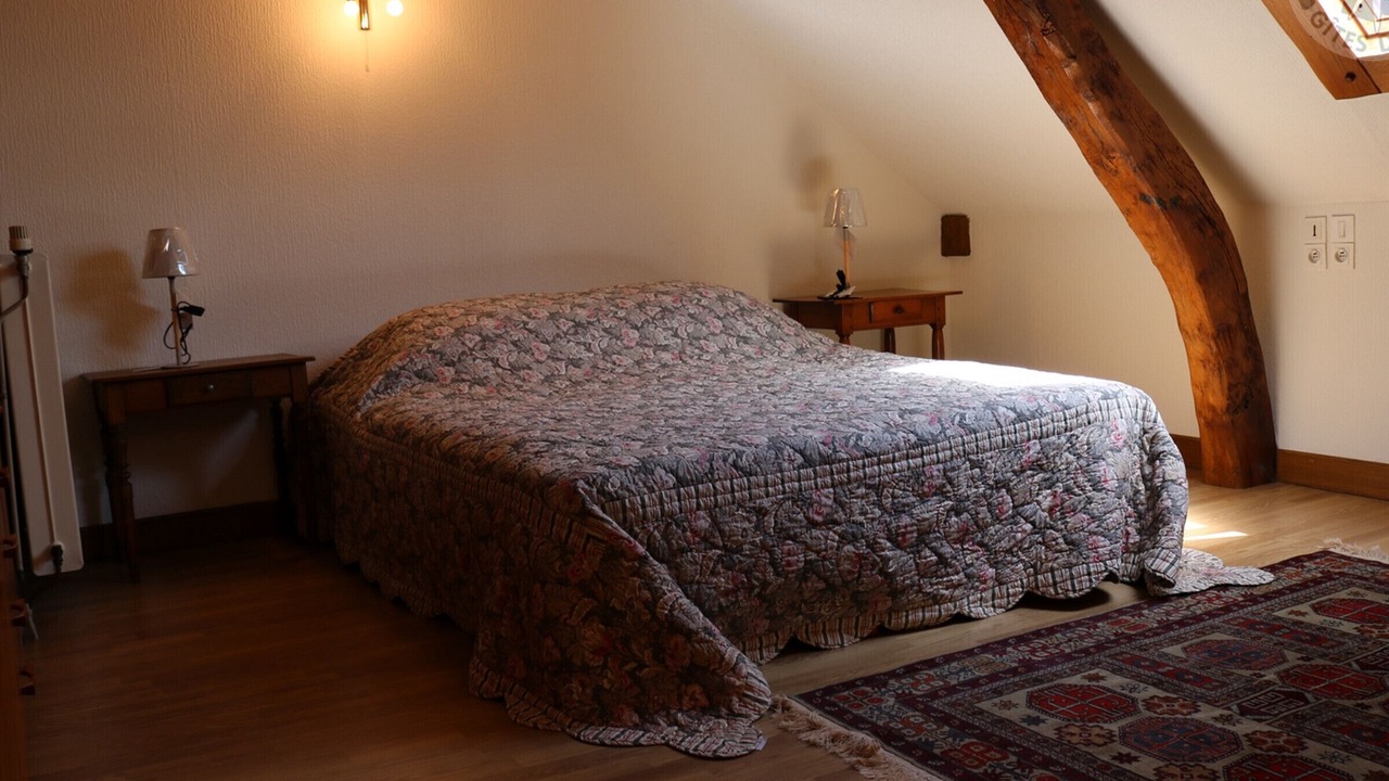 Photo of Others in Hecq