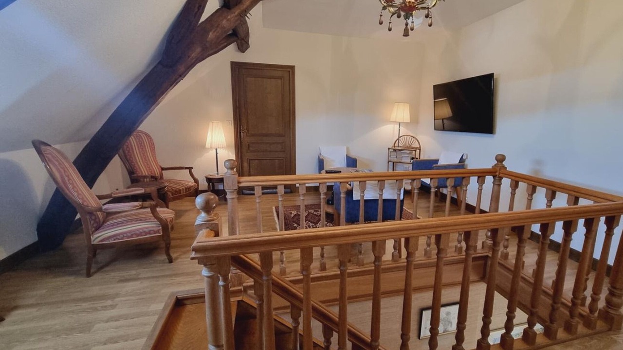 Photo of Others in Hecq