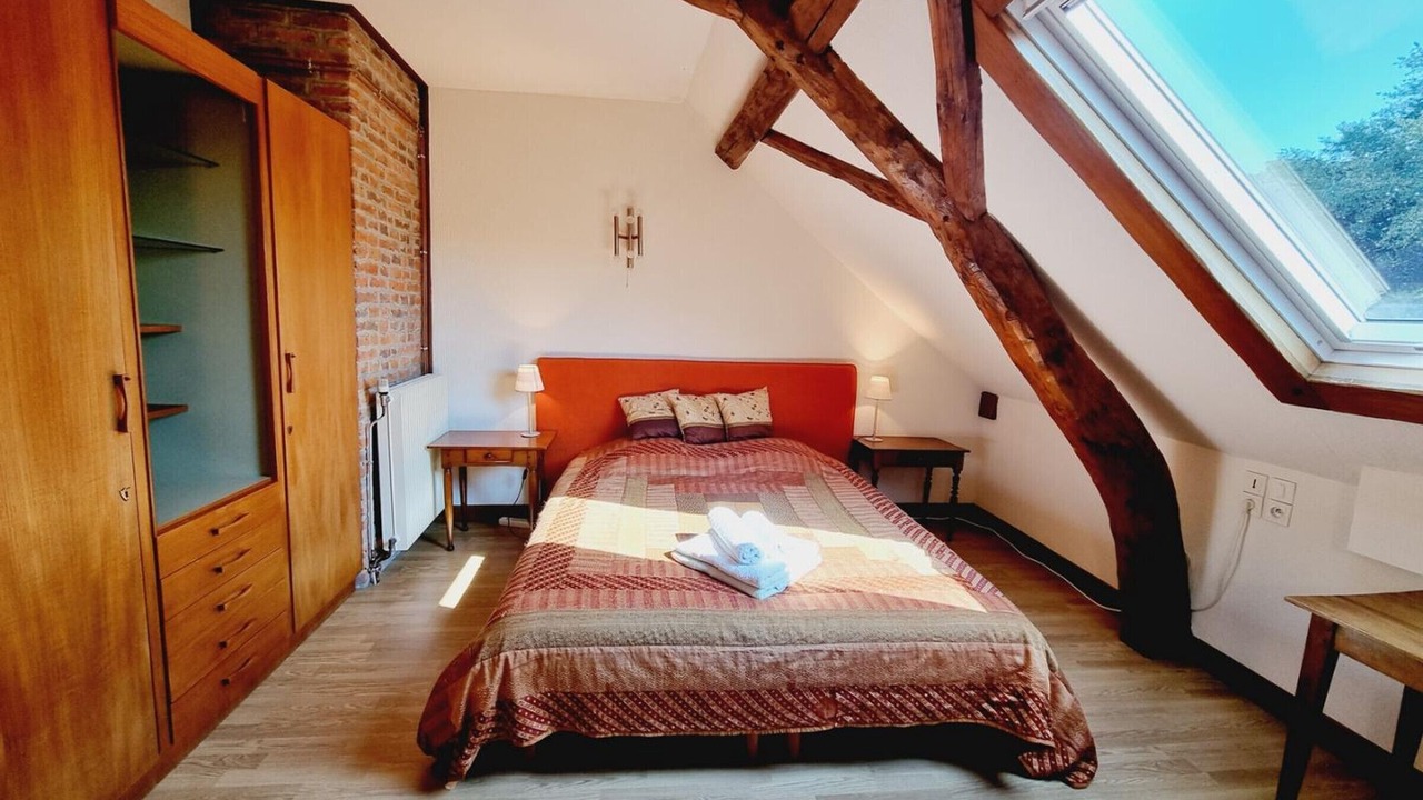 Photo of Others in Hecq