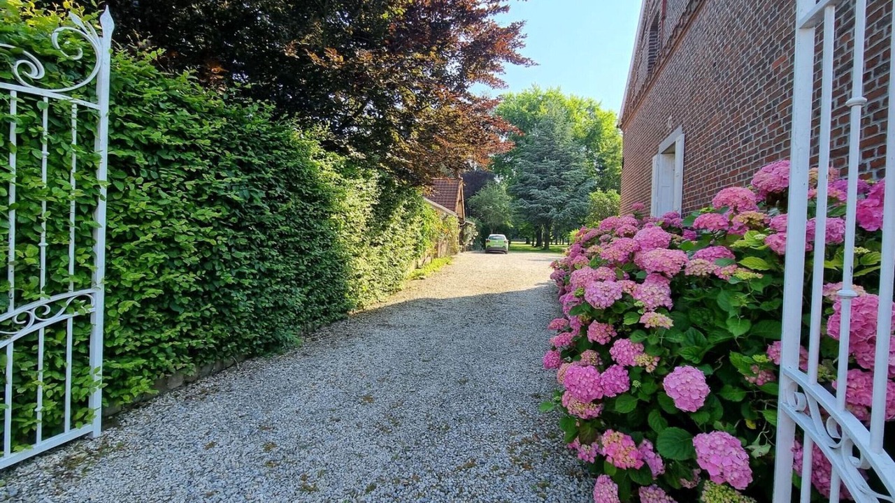 Photo of Outdoor in Hecq