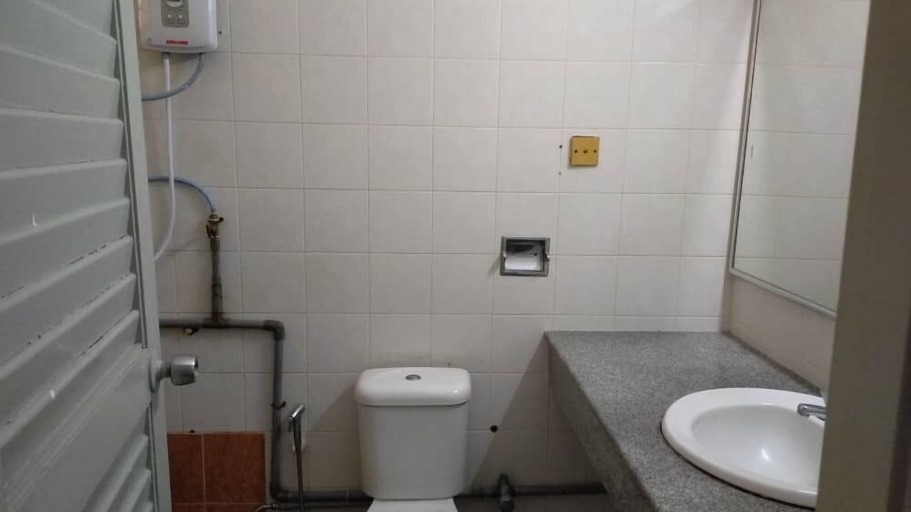 Photo of Bathroom in Batu Buruk