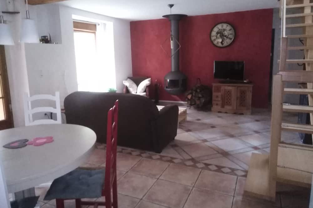 Photo of Livingroom in Sainte-Eulalie-de-Cernon