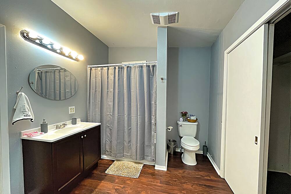 Photo of Bathroom in Highland Park