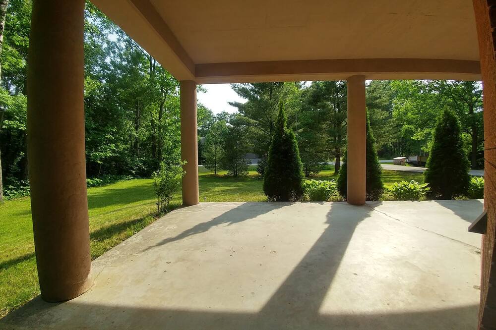 Photo of Outdoor in Lafontaine