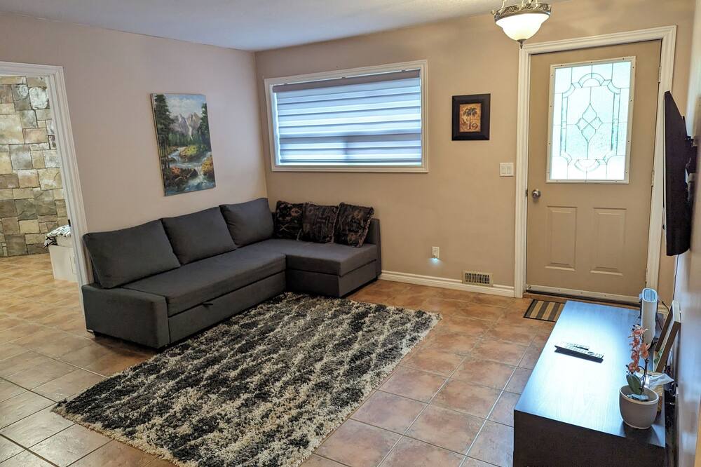 Photo of Livingroom in Lafontaine