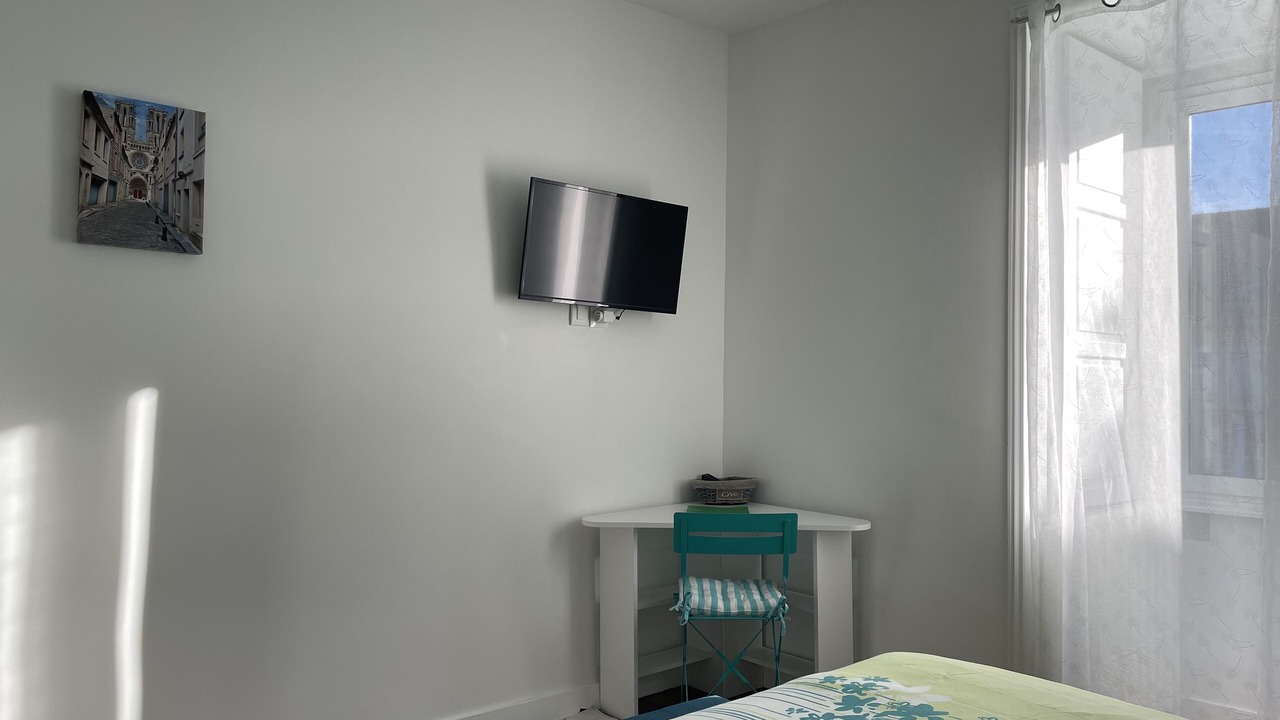 Photo of Bedroom in Laon