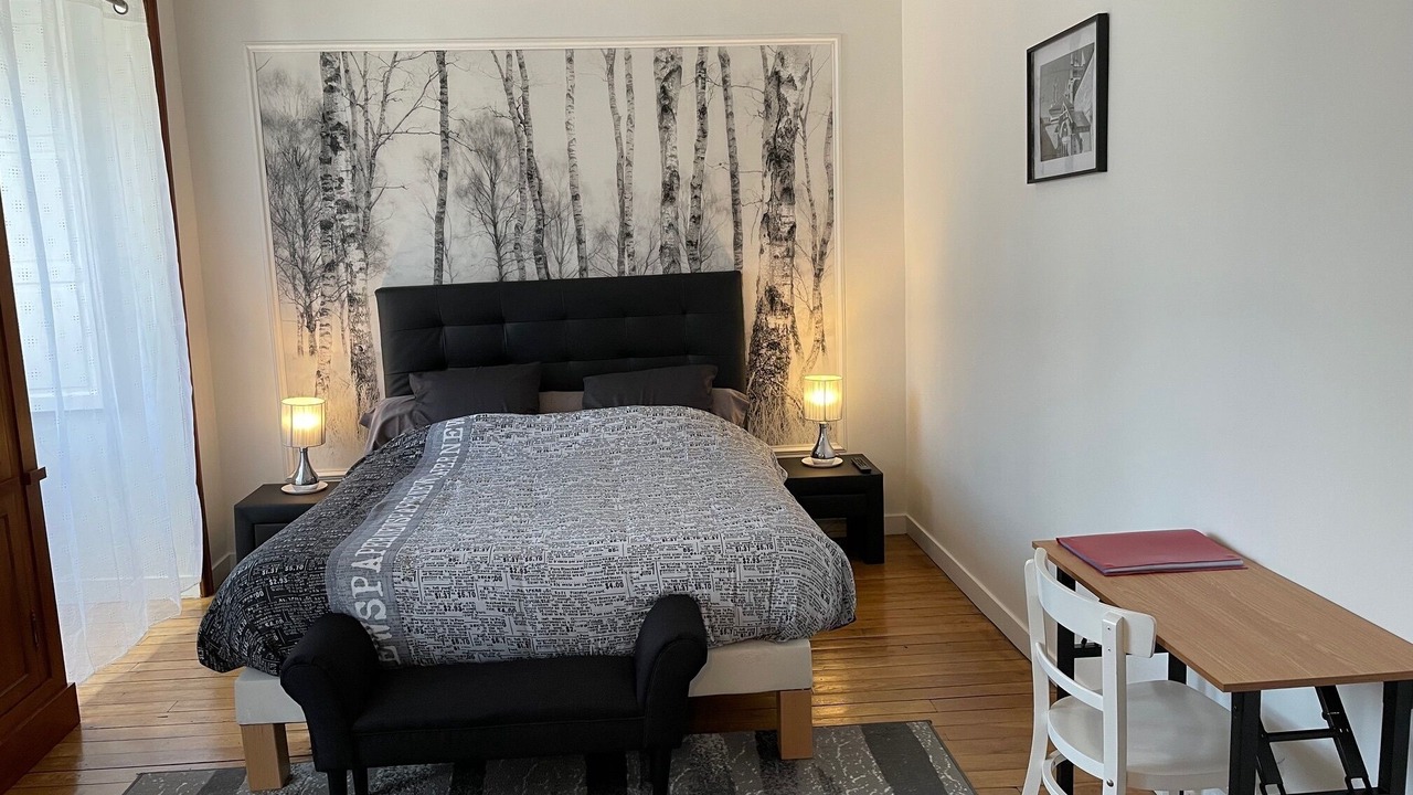 Photo of Bedroom in Laon