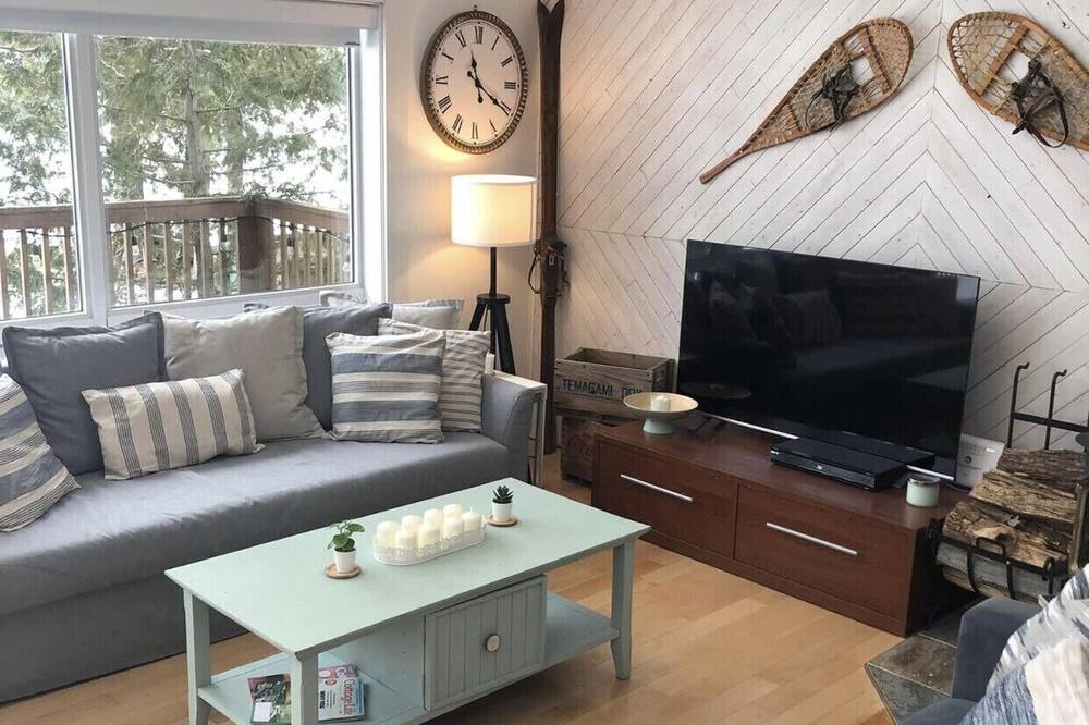 Photo of Livingroom in Sebright