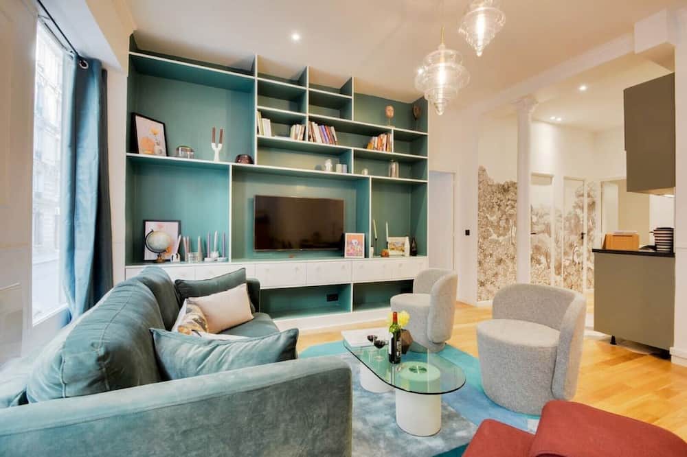 Photo of Livingroom in Arsenal