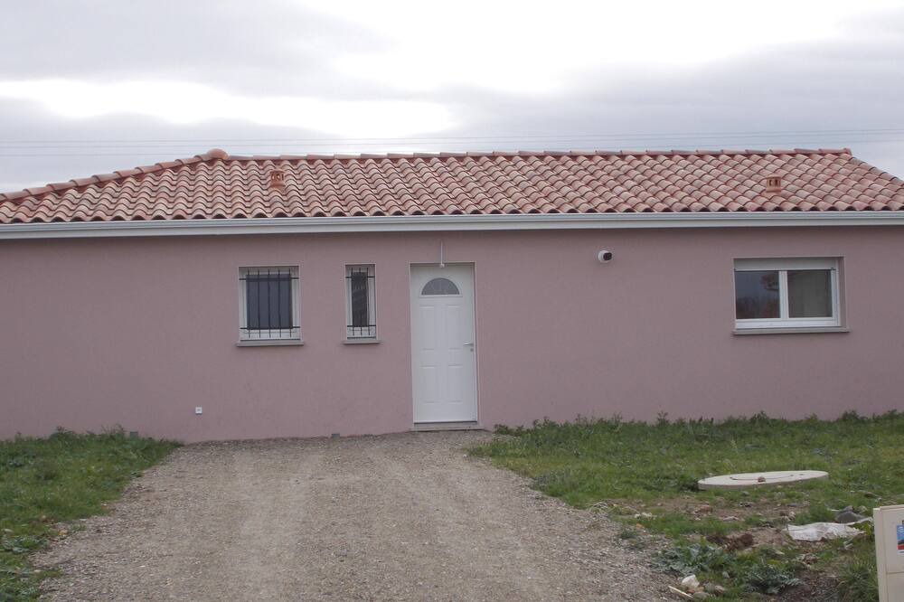 Photo of Outdoor in Peyssies