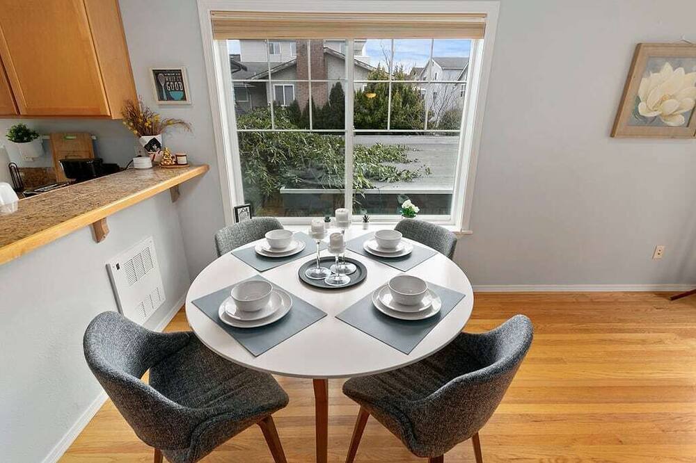 Photo of Others in Old Ballard