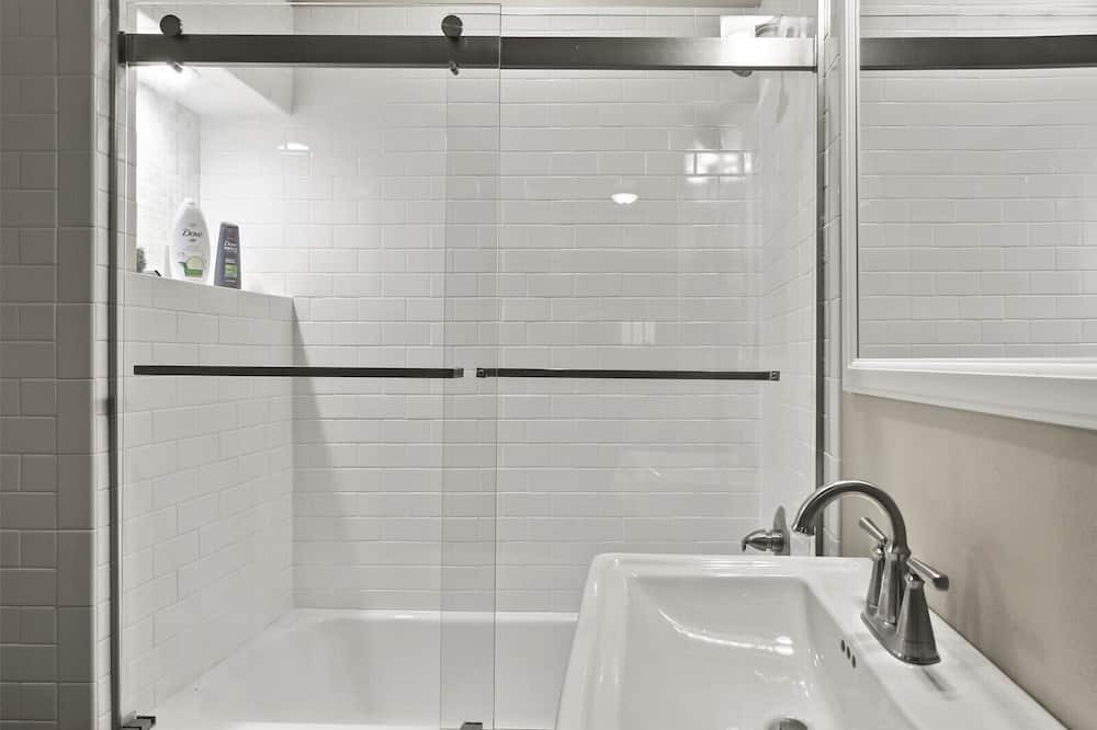 Photo of Bathroom in Ennis