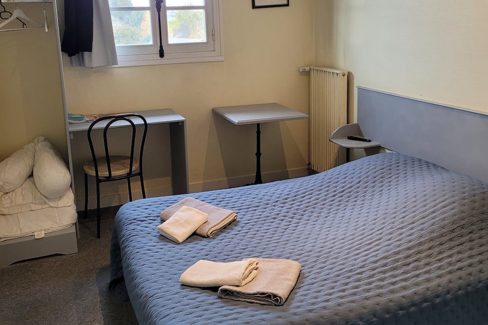 Photo of Bedroom in La Guerche-de-Bretagne