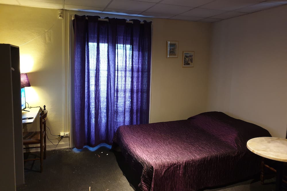 Photo of Bedroom in La Guerche-de-Bretagne