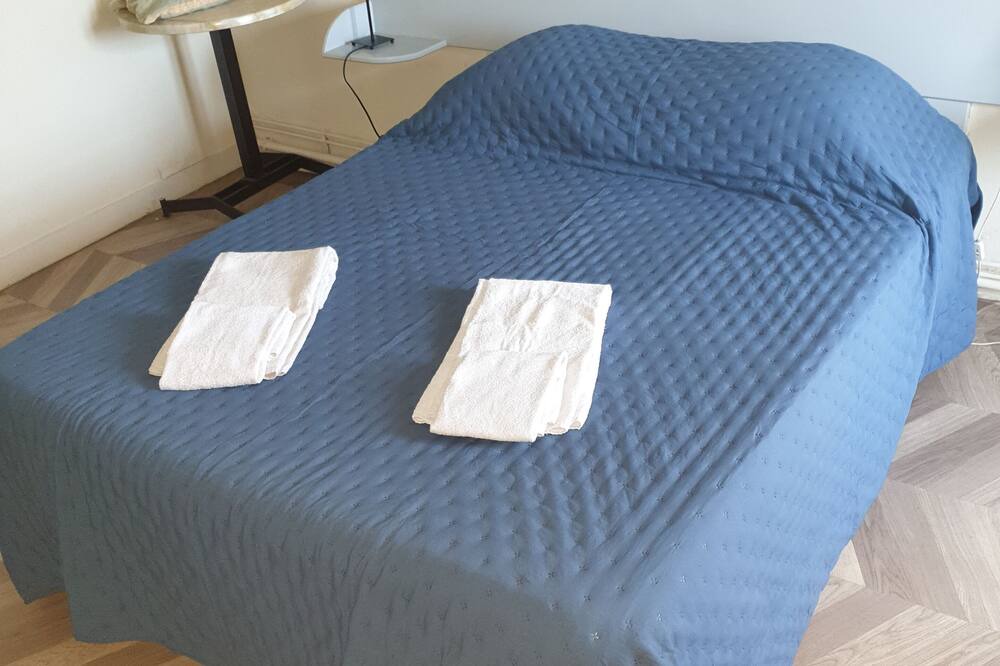 Photo of Bedroom in La Guerche-de-Bretagne