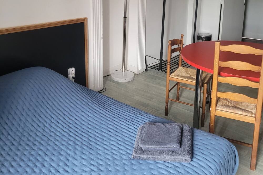 Photo of Bedroom in La Guerche-de-Bretagne