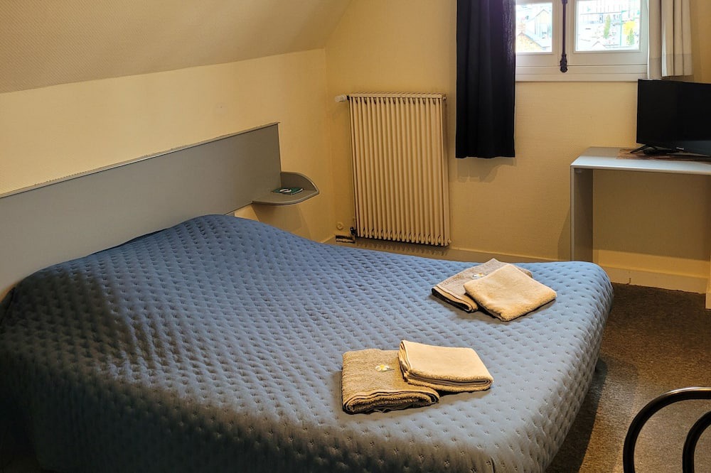 Photo of Bedroom in La Guerche-de-Bretagne