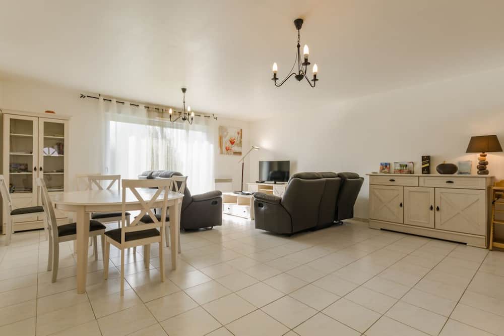 Photo of Livingroom in Magnicourt