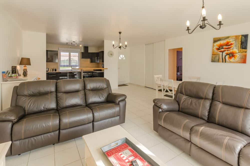 Photo of Livingroom in Magnicourt