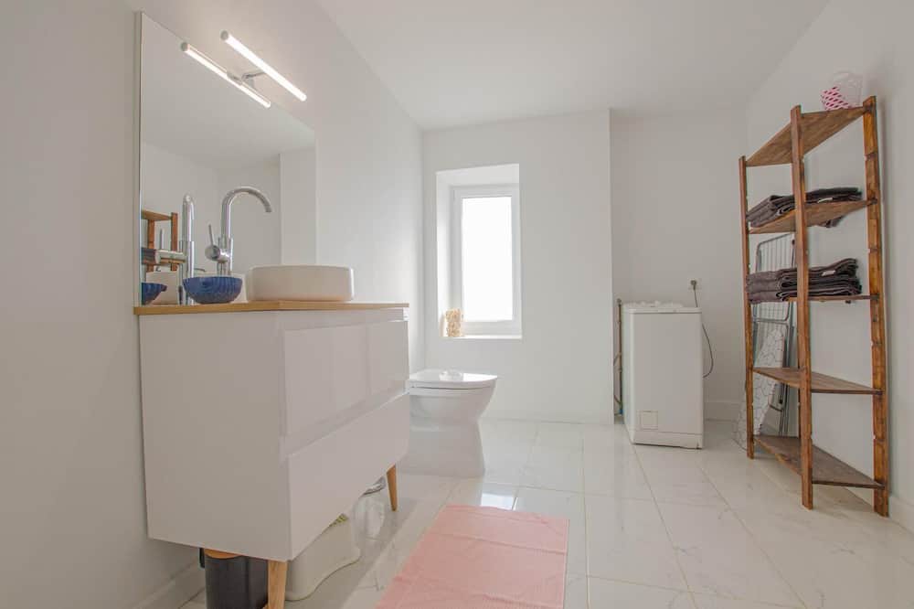 Photo of Others in Lagesse