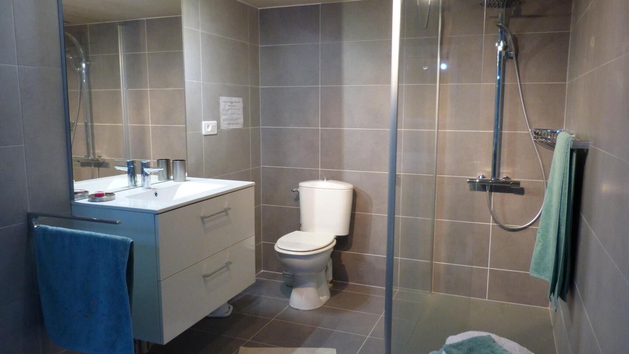 Photo of Bathroom in Foucheres