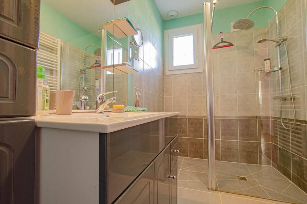 Photo of Bathroom in Bar-sur-Aube