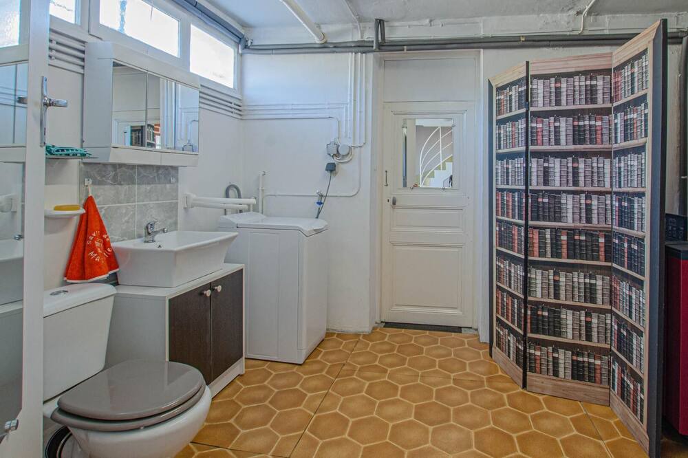 Photo of Bathroom in Bar-sur-Aube