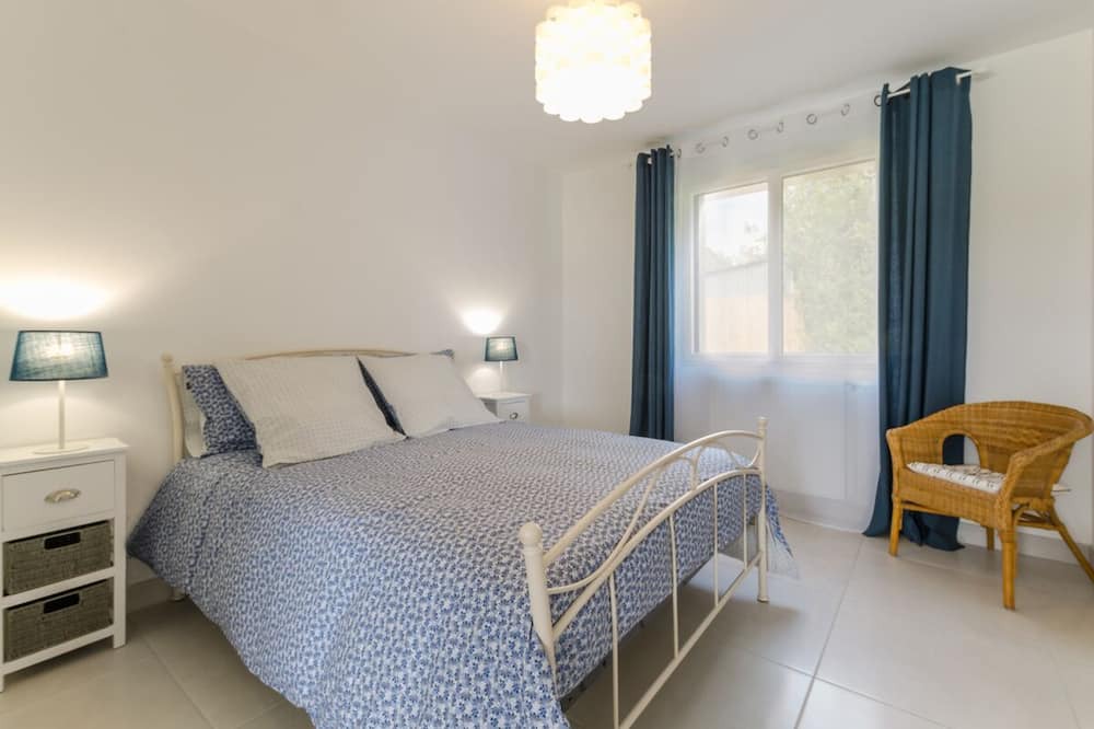 Photo of Bedroom in Saint-Lye