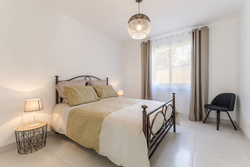 Photo of Bedroom in Saint-Lye