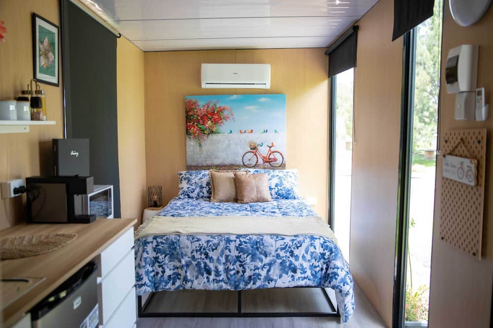 Photo of Others in Eagleton