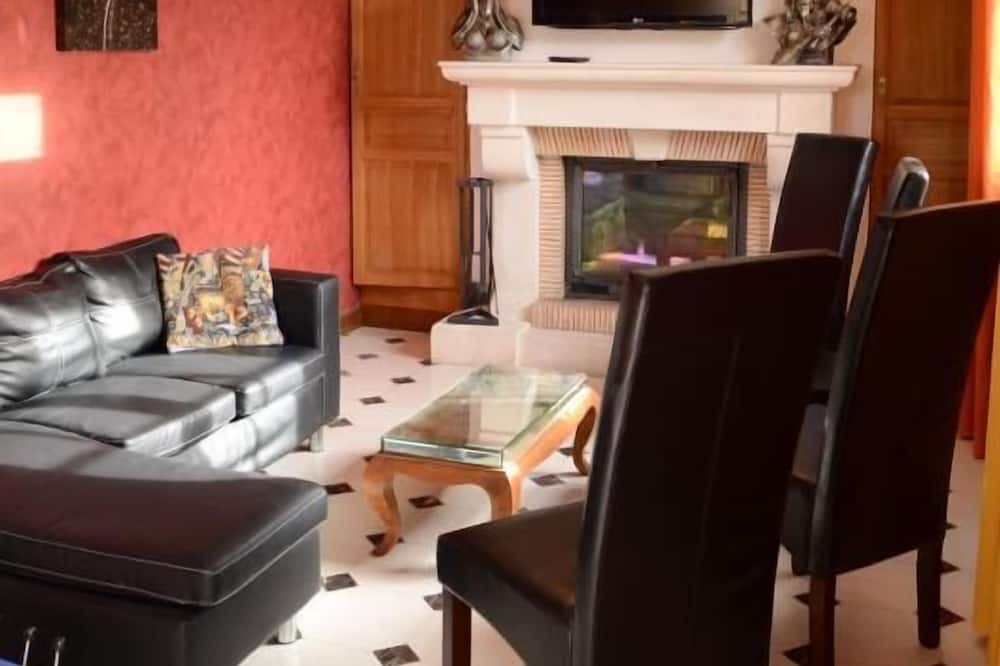 Photo of Livingroom in Piney