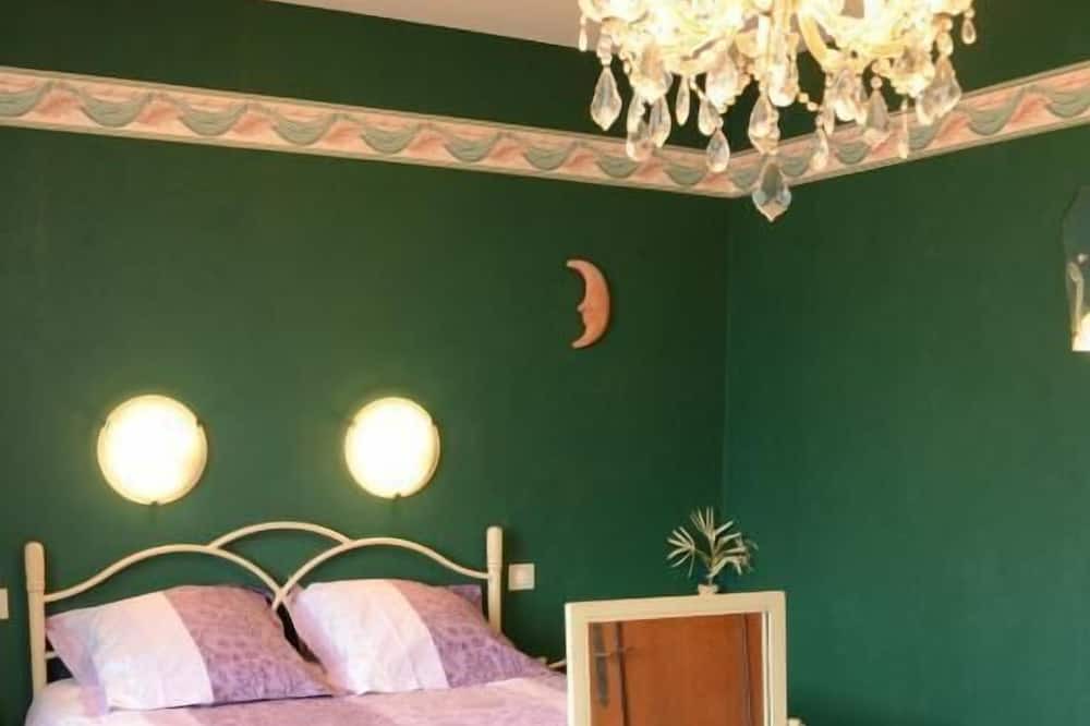 Photo of Bedroom in Piney