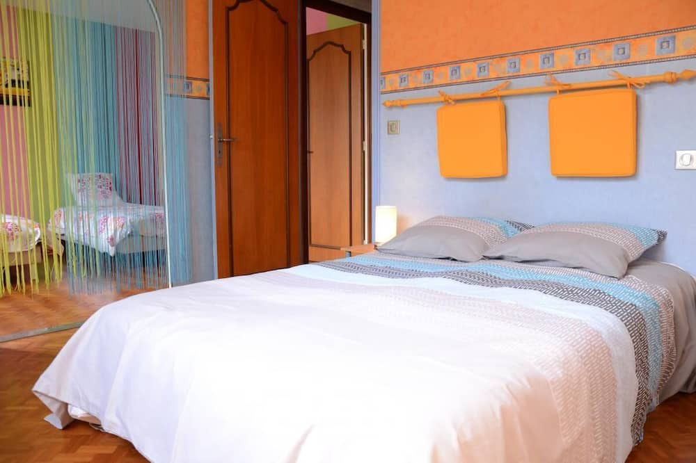 Photo of Bedroom in Piney