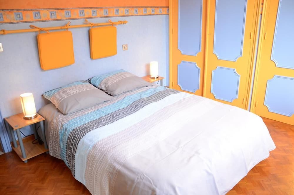 Photo of Bedroom in Piney