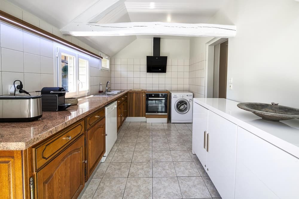 Photo of Kitchen in Mesnil-Saint-Pere