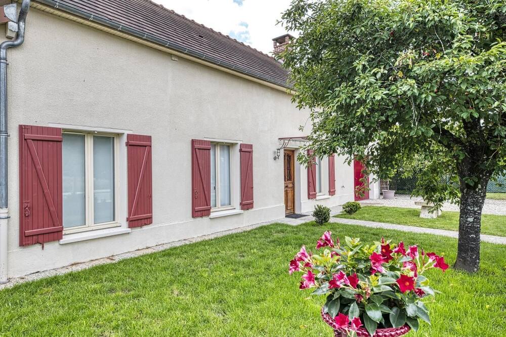 Photo of Outdoor in Mesnil-Saint-Pere