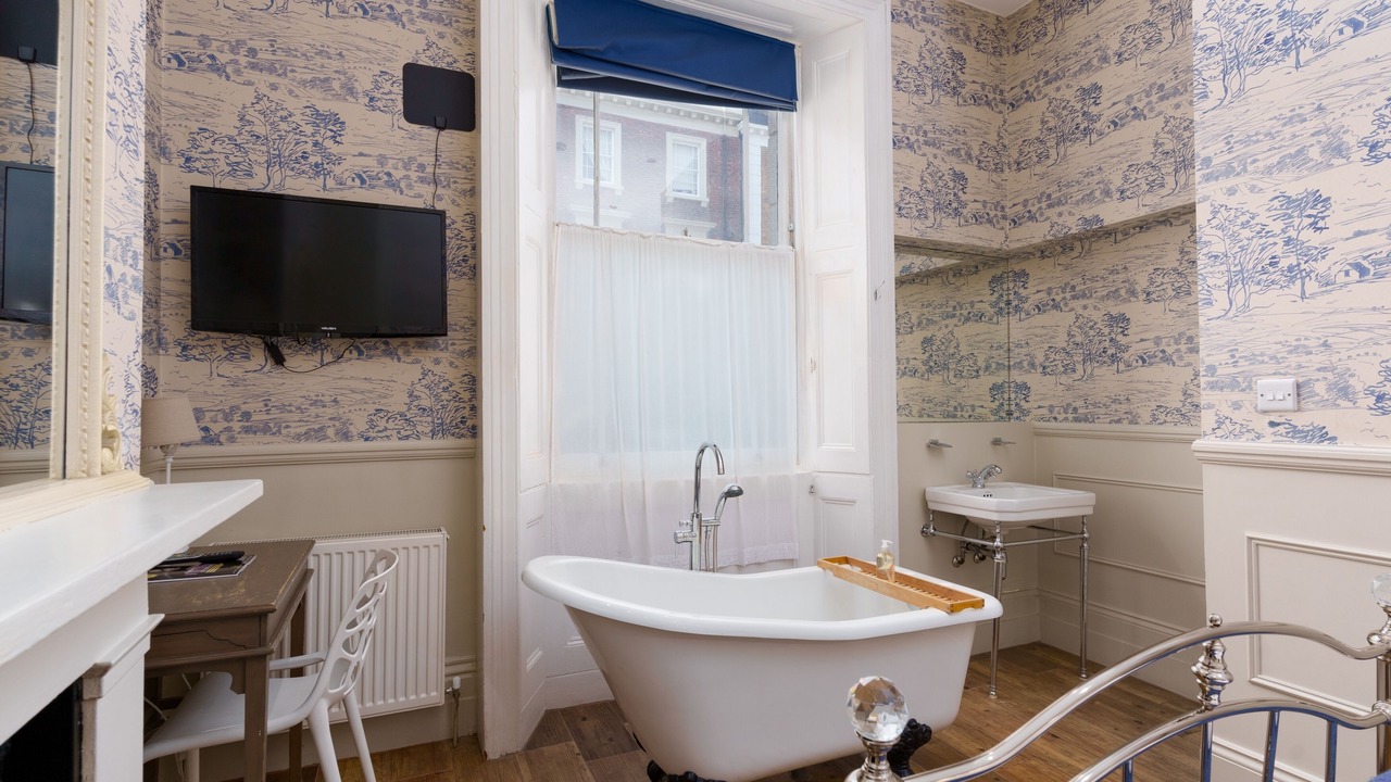 Photo of Bedroom in Warwick