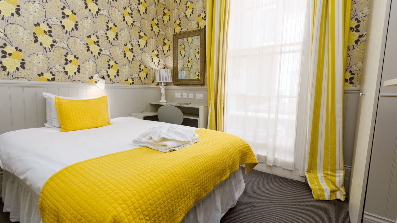 Photo of Bedroom in Warwick