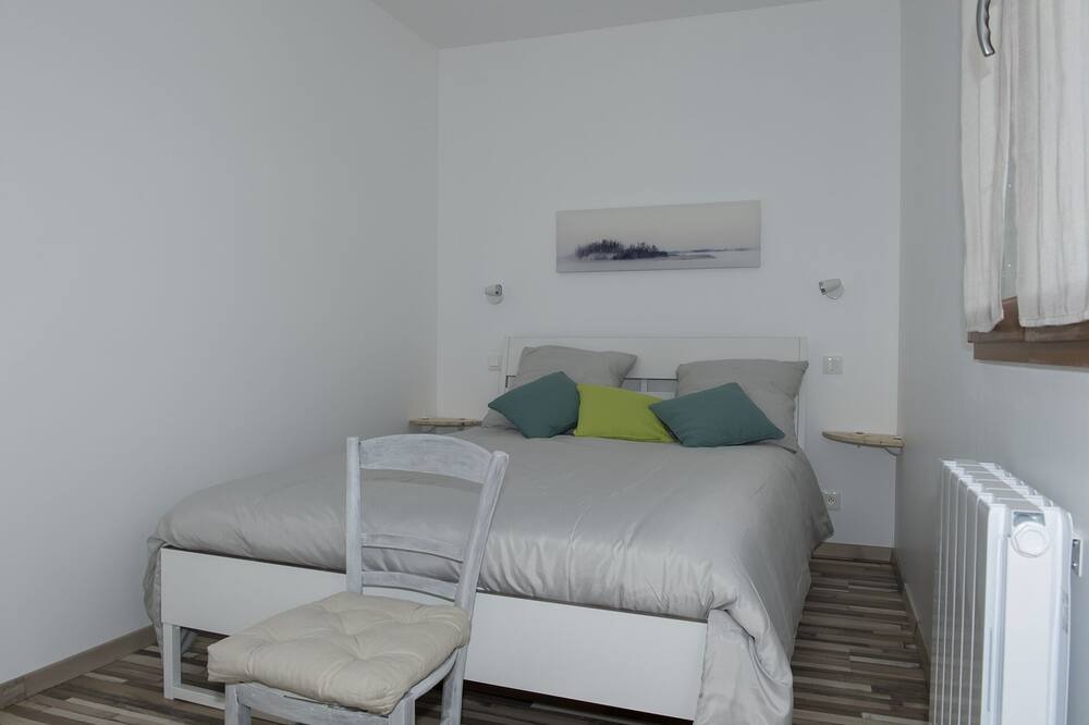 Photo of Bedroom in Crouy-sur-Cosson