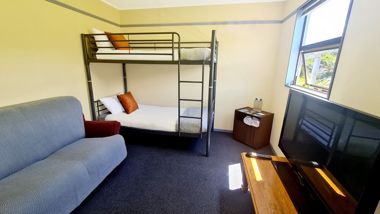 Photo of Bedroom in Orepuki