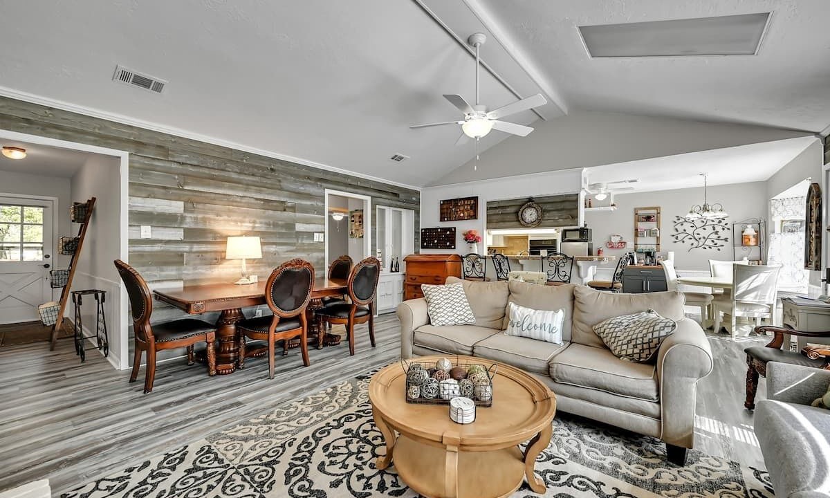 Photo of Livingroom in Porter